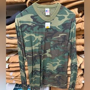 Vintage Woodland Men's Camouflage Long Sleeve Shirt